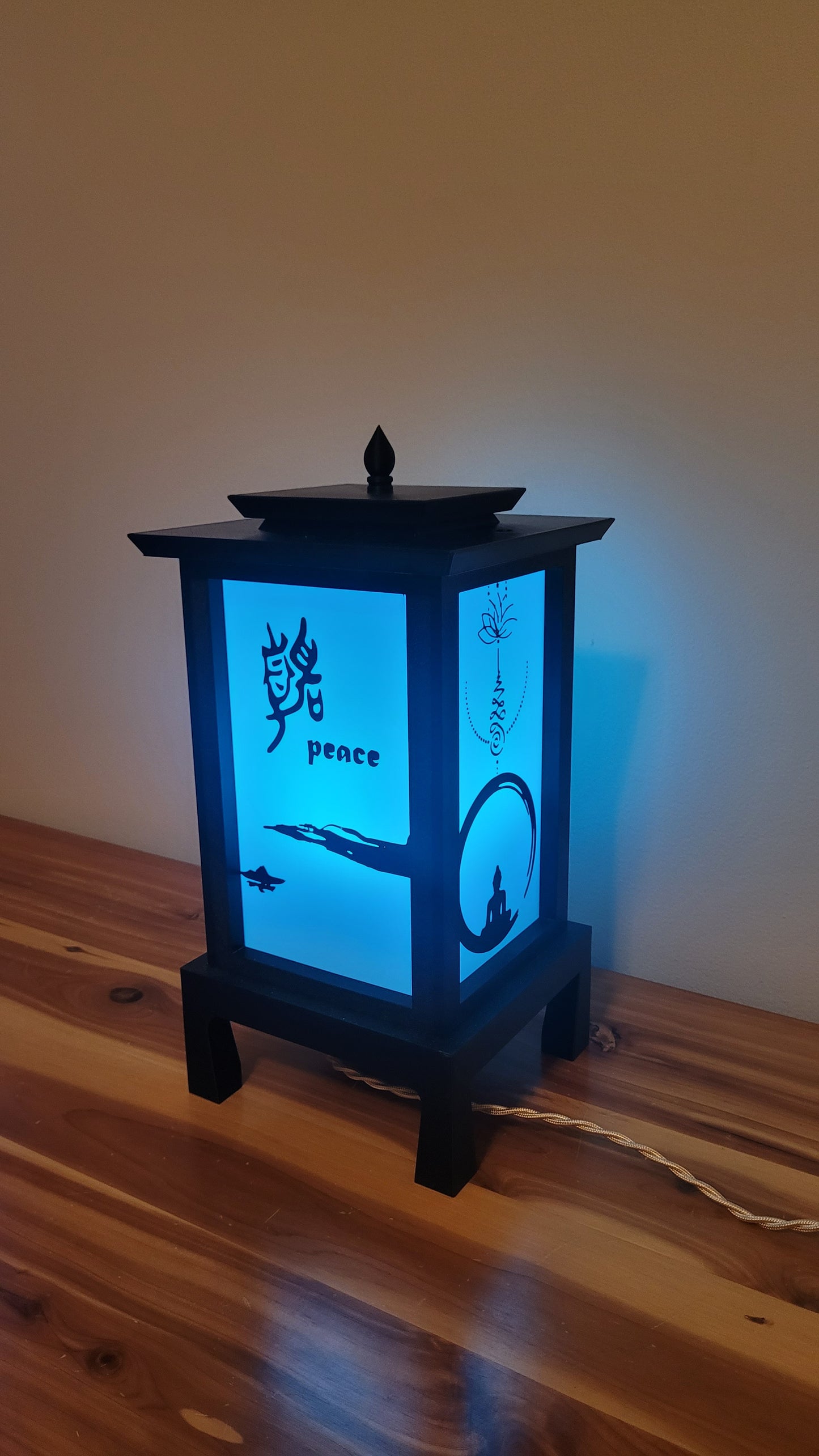 Zen Harmony Ambient Lamp – Customizable Traditional Chinese / Japanese Inspired Mood Light